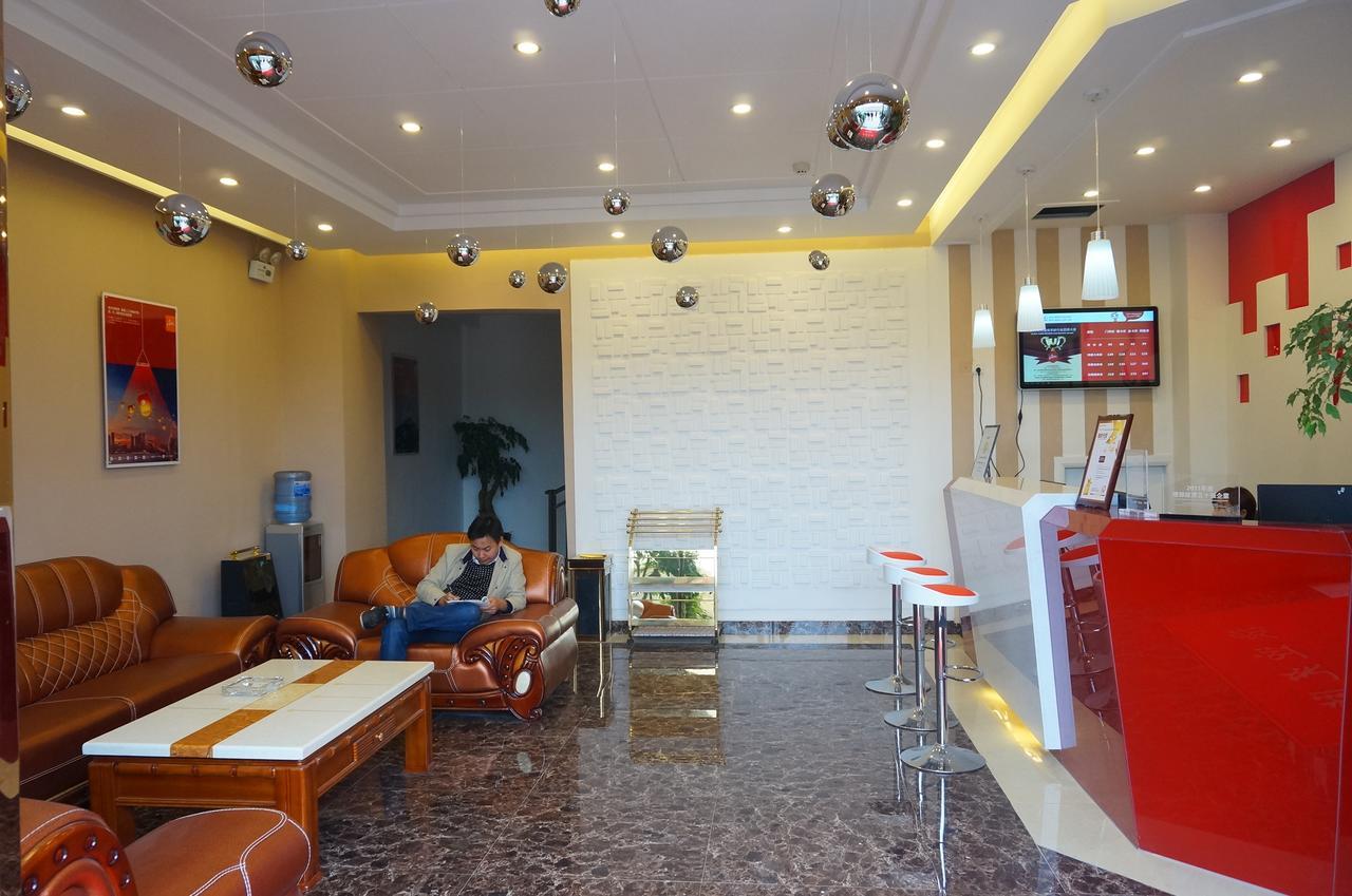 Thank Inn Chain Hotel Guizhou Zunyi Huichuan District Huichuan Avenue Exterior foto